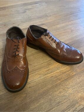 Steve Madden Men's Tan Leather Wingtip Oxfords
